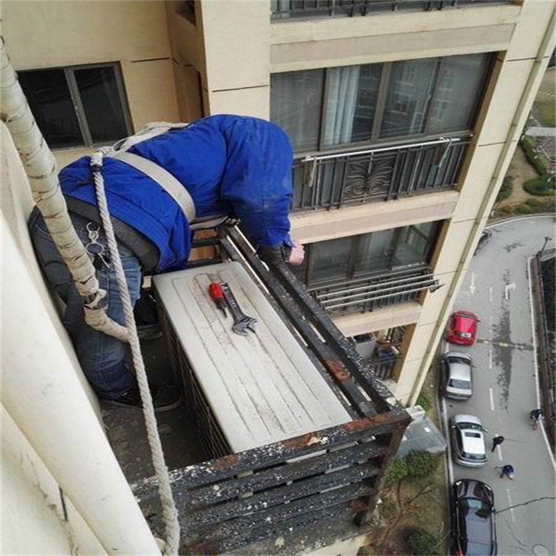深圳福田车公庙家用分体式空调漏水怎么办