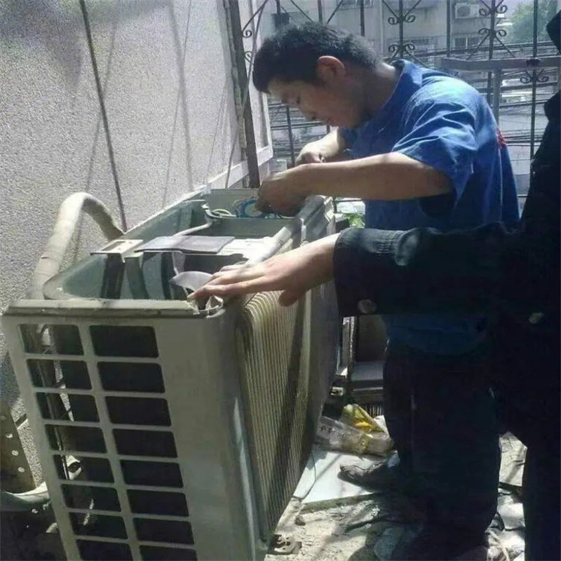 深圳福田车公庙空调内机漏水上门维修大概多少钱